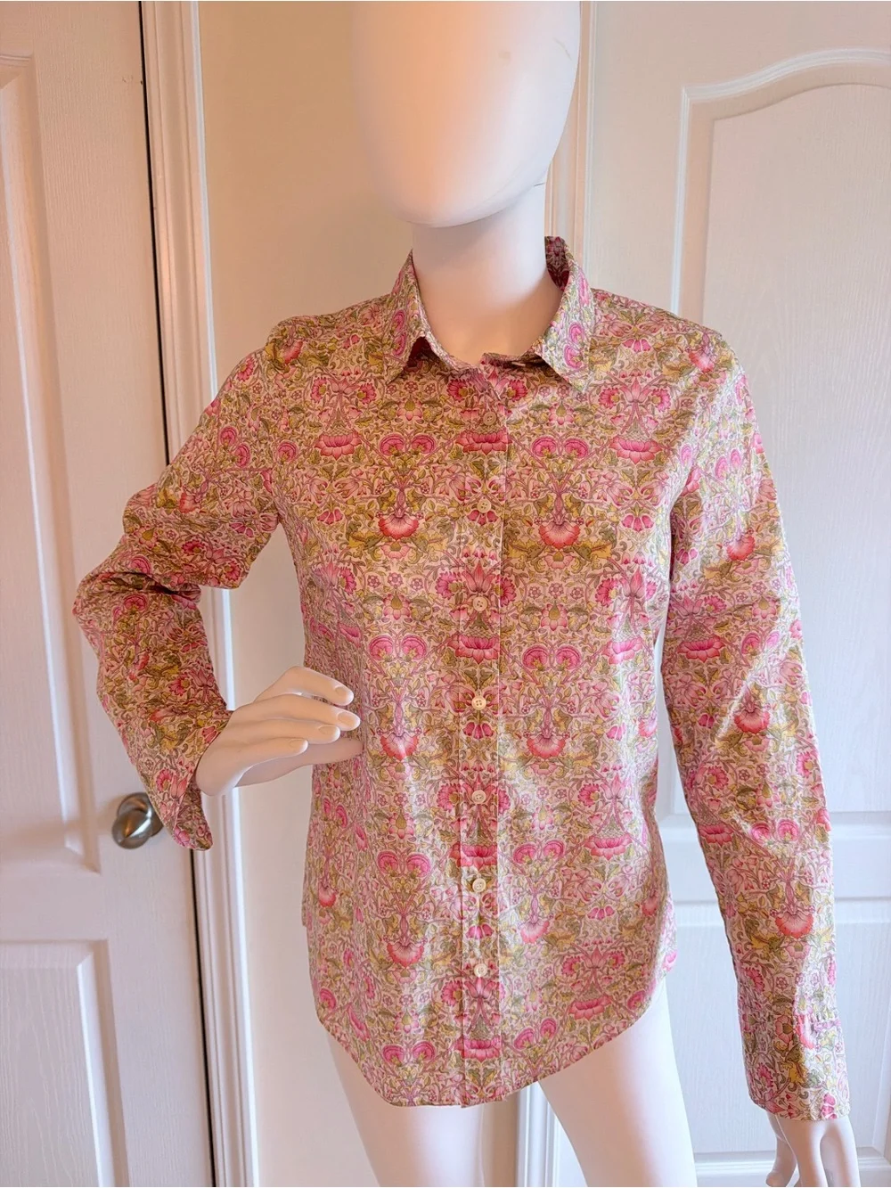 J.Crew Liberty Art Fabric Collection Women's Pink Floral Button-Up Shirt Size 2